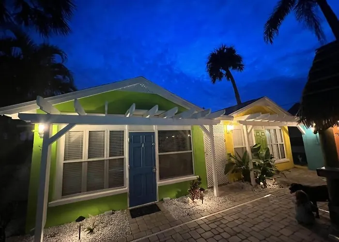 Seaside Retreat #1 Apartment