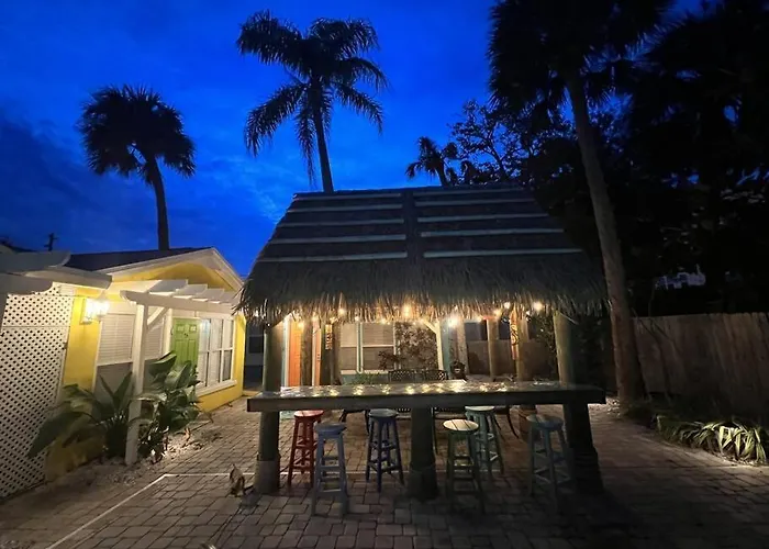Seaside Retreat #1 Apartment *